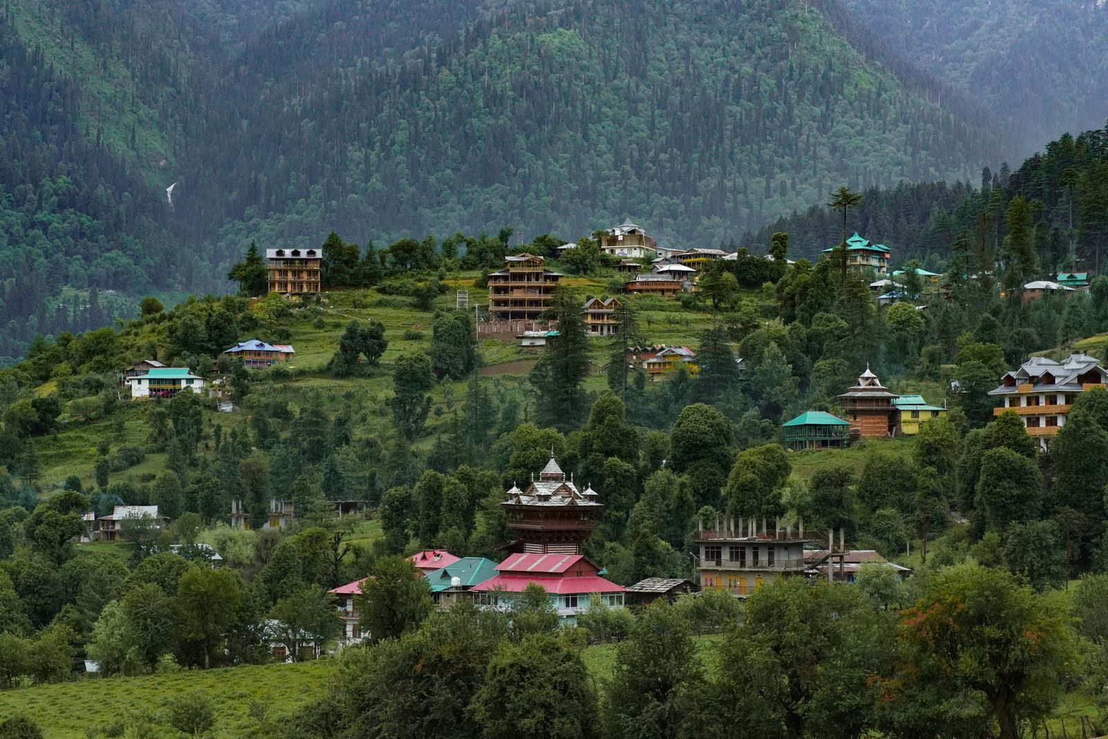 Tirthan Valley